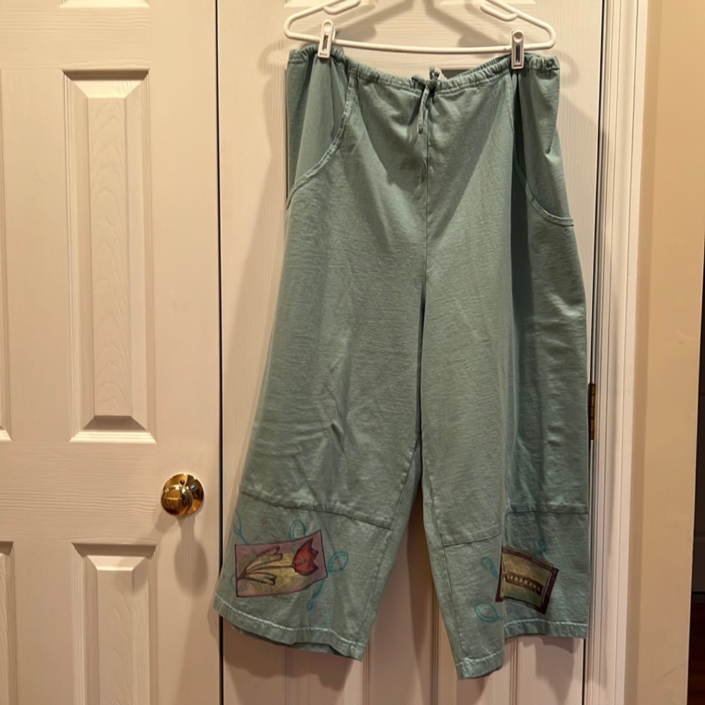 Blue Fish Cropped Pants Gem